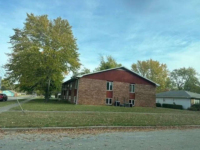 $799,000 | 100 North Green Street, Yates Center, KS 66783