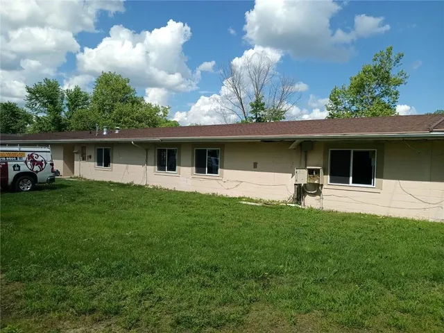 $799,000 | 100 North Green Street, Yates Center, KS 66783