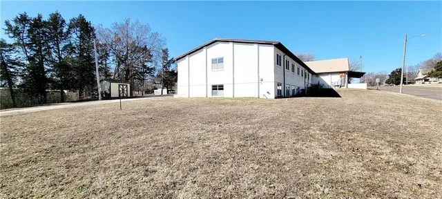 $799,000 | 100 North Green Street, Yates Center, KS 66783