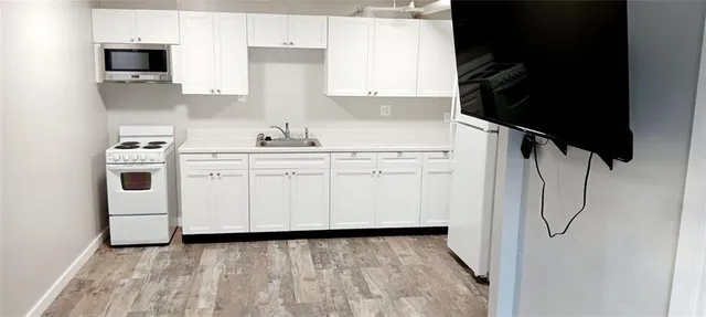 $799,000 | 100 North Green Street, Yates Center, KS 66783