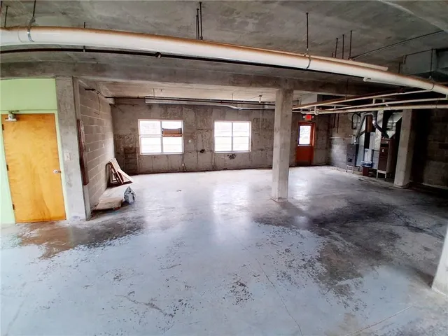 $799,000 | 100 North Green Street, Yates Center, KS 66783