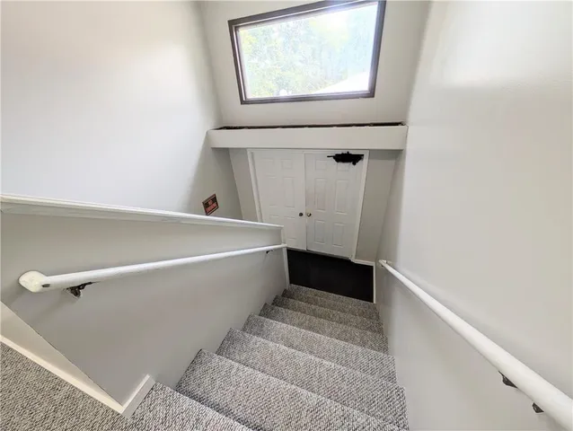 $799,000 | 100 North Green Street, Yates Center, KS 66783