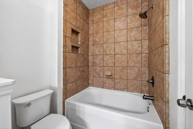 $239,000 | 2025 Woodmont Boulevard, Unit 226, Nashville, TN 37215