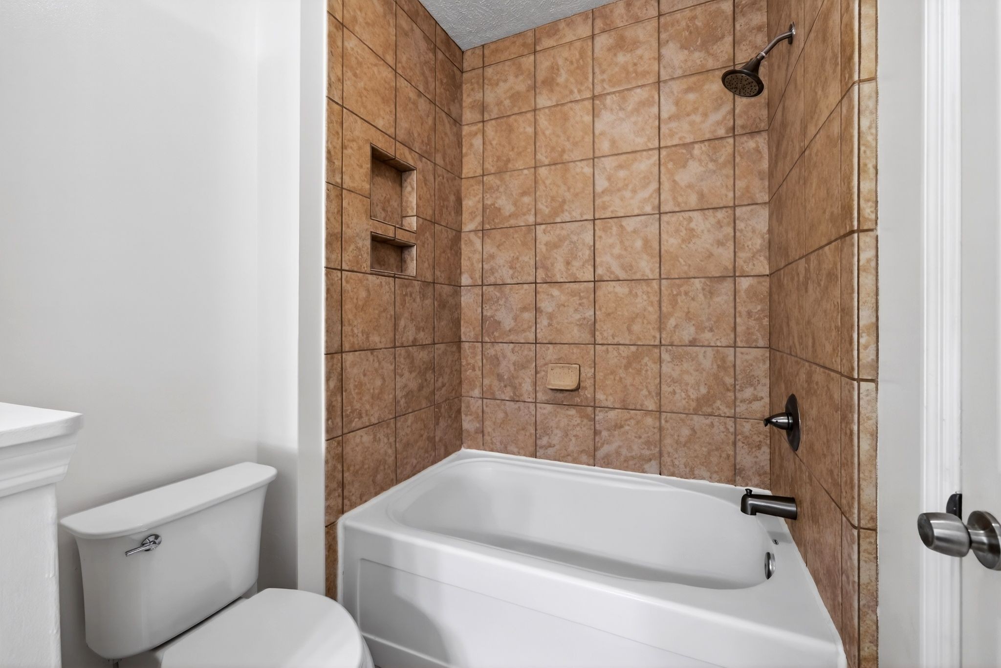 2025 Woodmont Boulevard, Unit 226 Nashville, TN 37215 - Photo 16 of 27