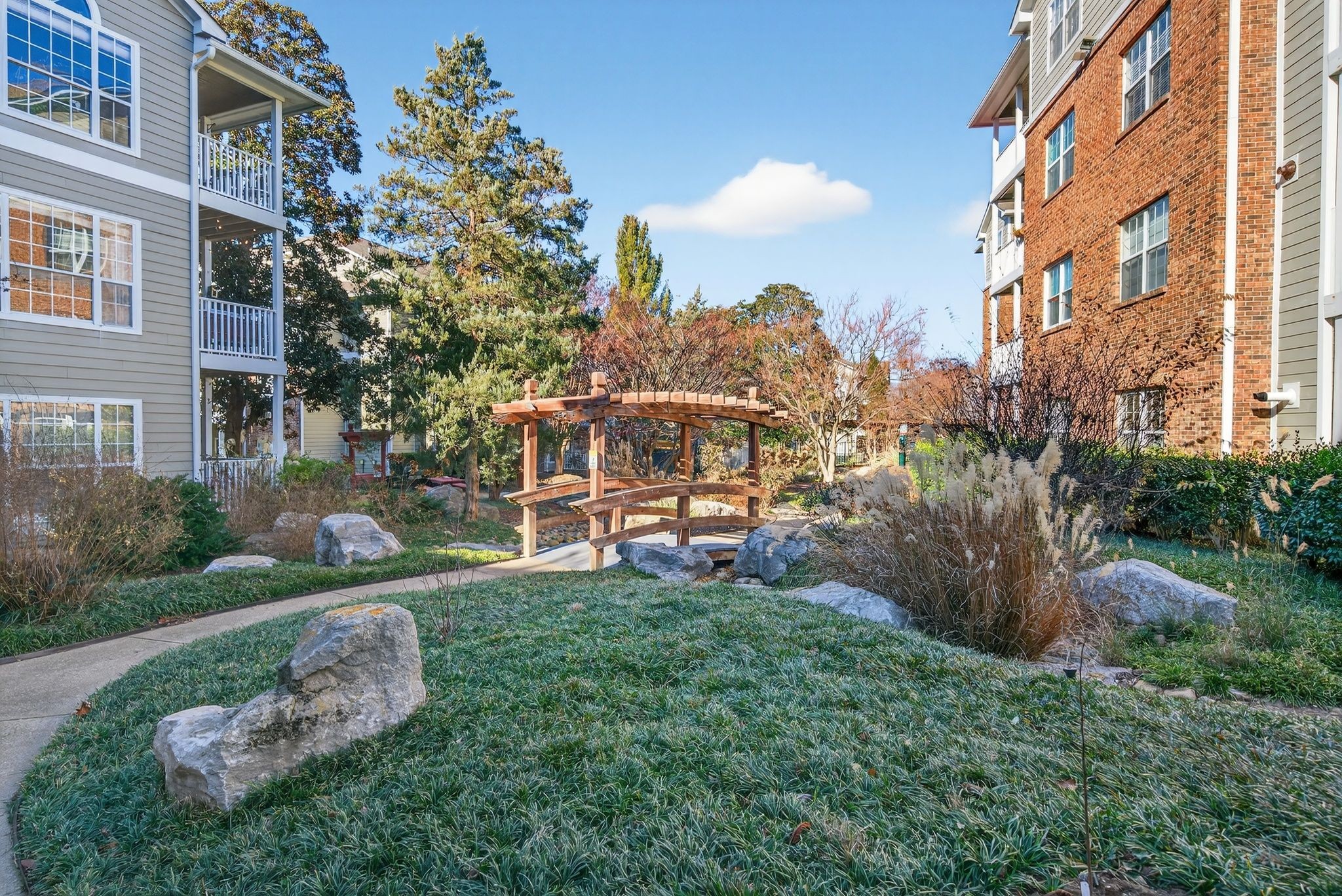 2025 Woodmont Boulevard, Unit 226 Nashville, TN 37215 - Photo 23 of 27