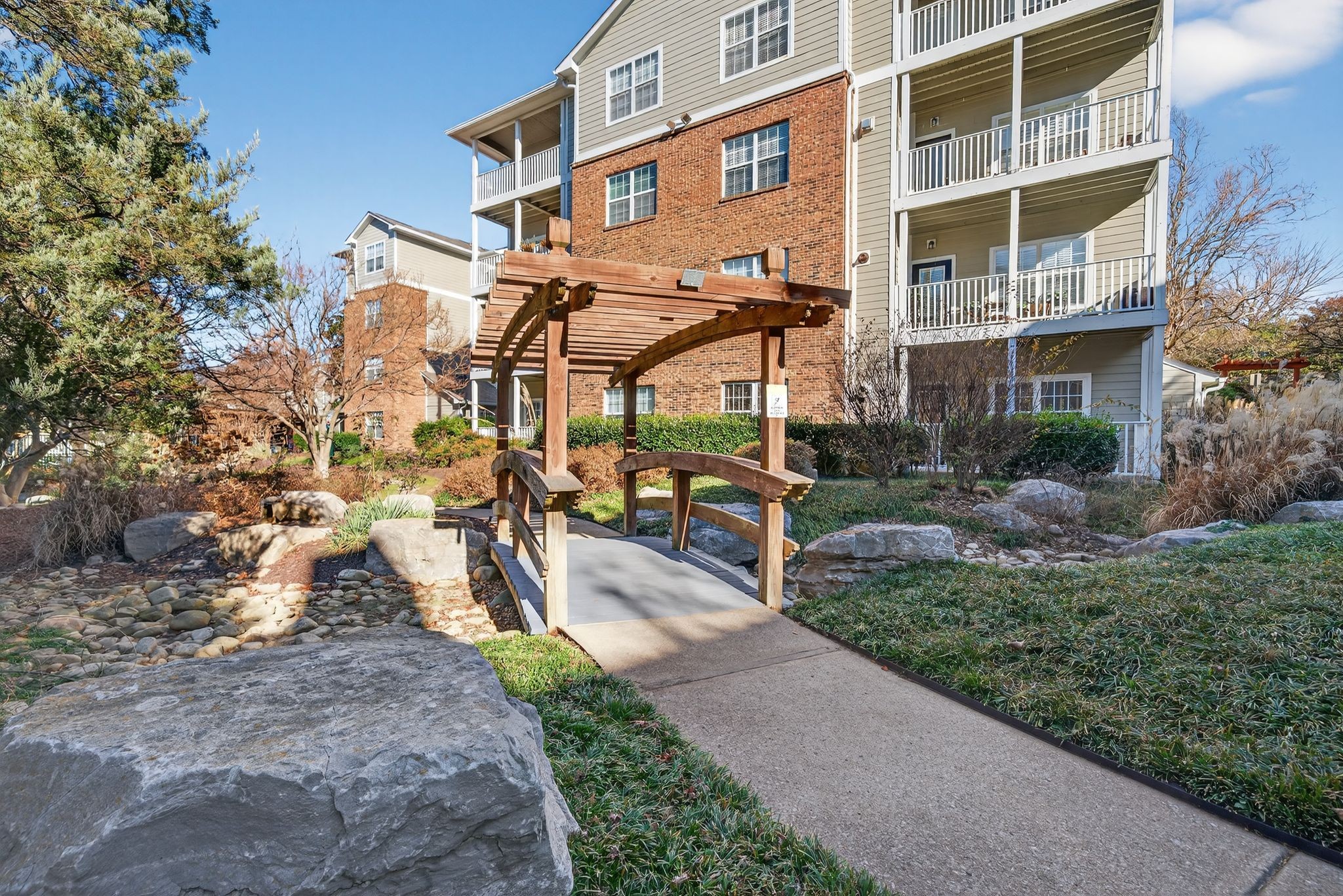 2025 Woodmont Boulevard, Unit 226 Nashville, TN 37215 - Photo 24 of 27