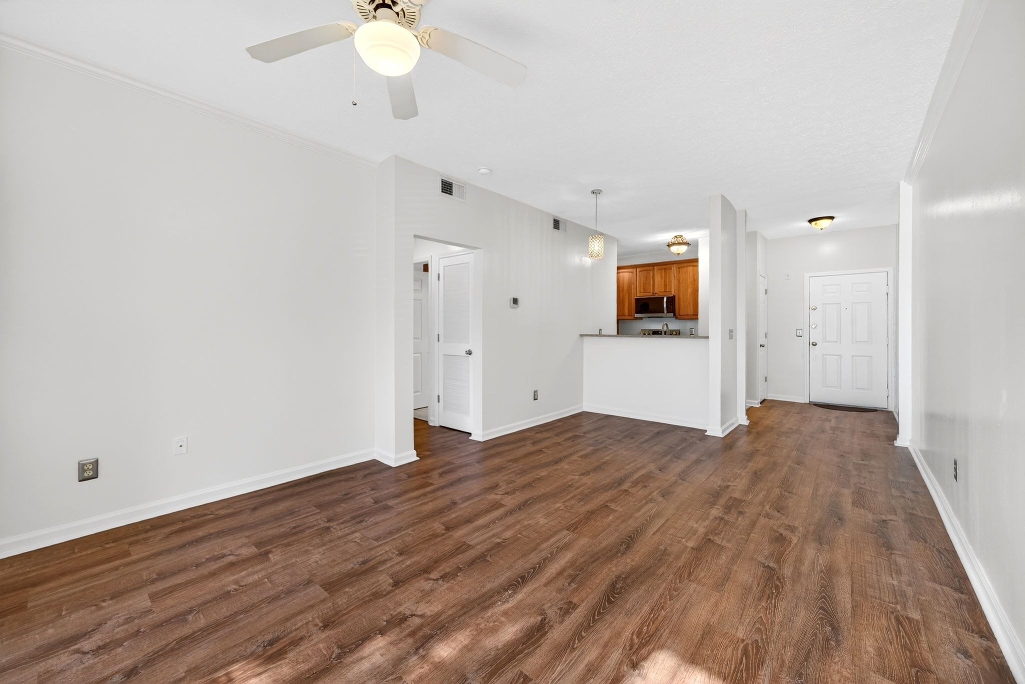 2025 Woodmont Boulevard, Unit 226 Nashville, TN 37215 - Photo 5 of 27