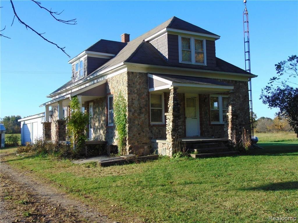 5351 Brigham Road Goodrich, MI 48438 - Photo 1 of 28 Brigham House front.jpg