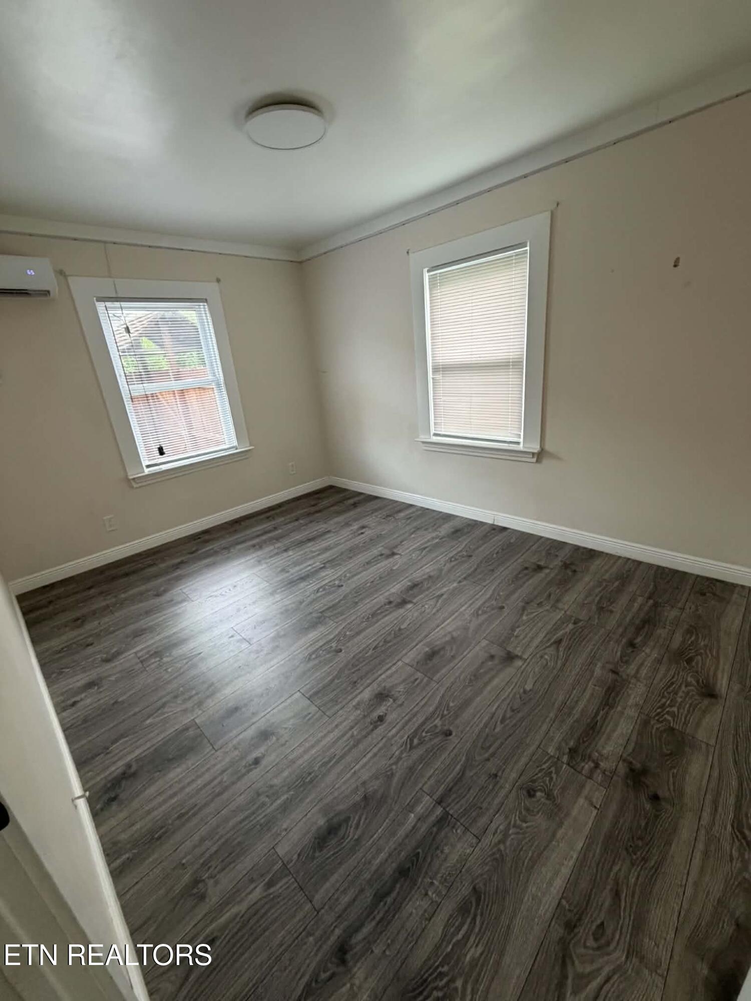 422 Wilderness Road Middlesboro, KY 40965 - Photo 5 of 14 1000018136