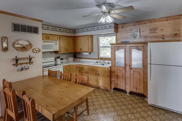 $470,000 | 5309 Howard Lake Road Northwest, Akeley, MN 56433