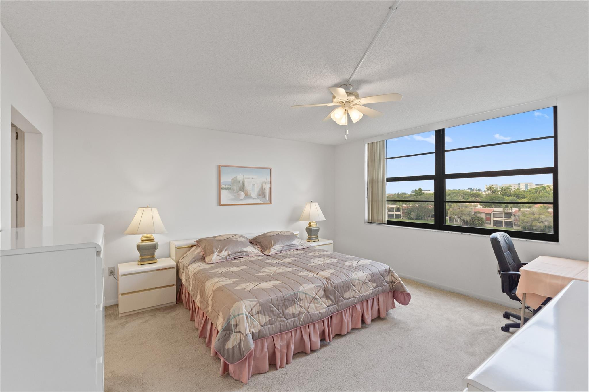 900 Colony Point Circle, Unit 511 Pembroke Pines, FL 33026 - Photo 16 of 38 Photo 11