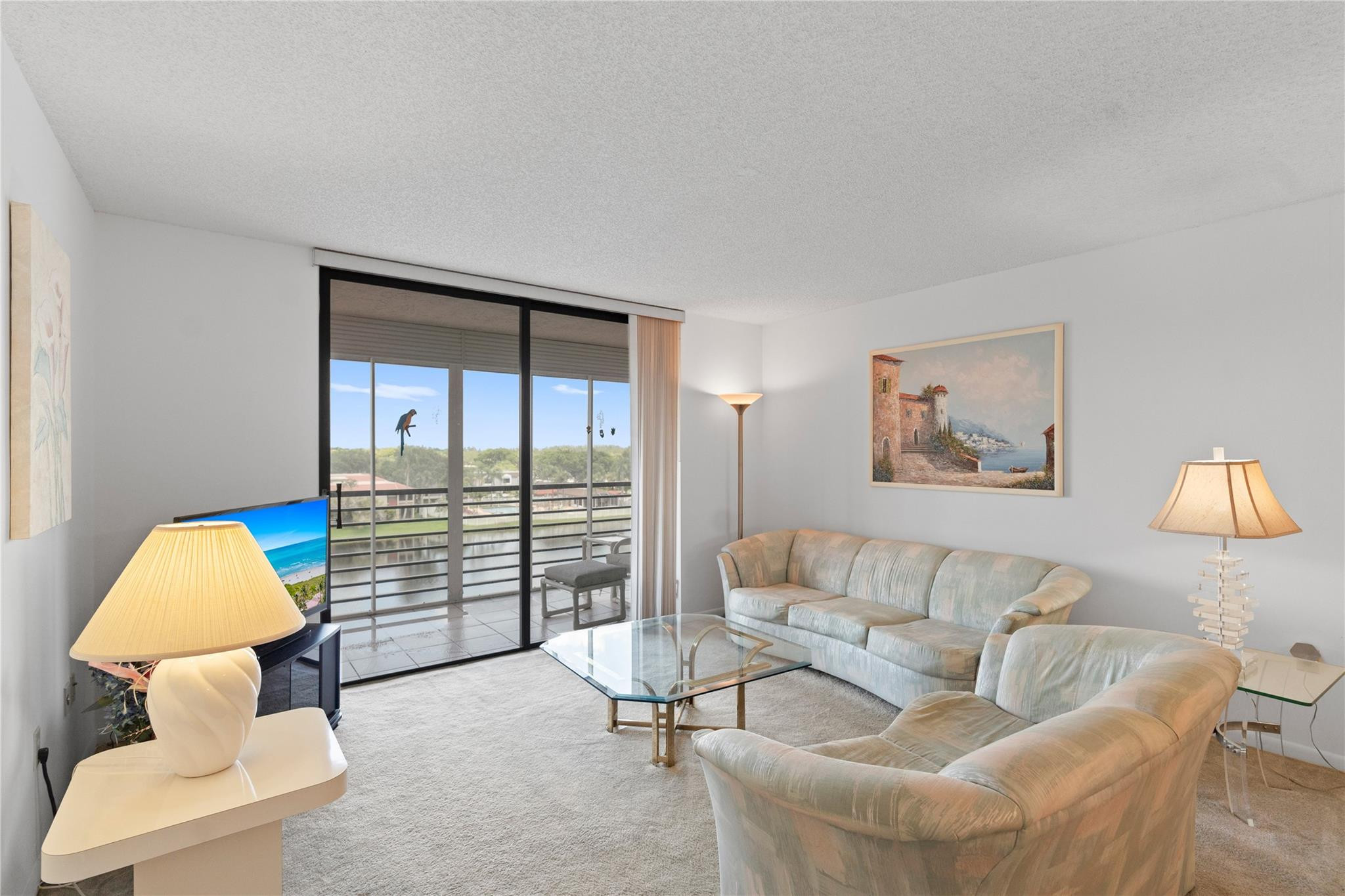 900 Colony Point Circle, Unit 511 Pembroke Pines, FL 33026 - Photo 9 of 38 Photo 4