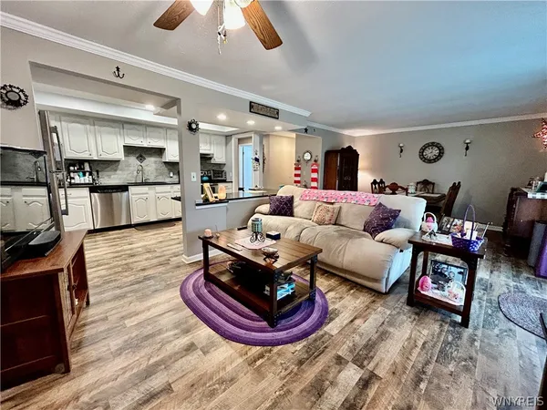 $215,000 | 345 South Cayuga Road, Unit D, Amherst, NY 14221
