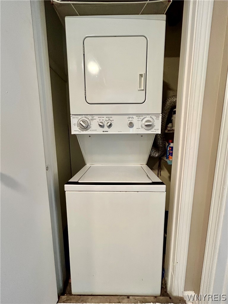 345 South Cayuga Road, Unit D Amherst, NY 14221 - Photo 18 of 35