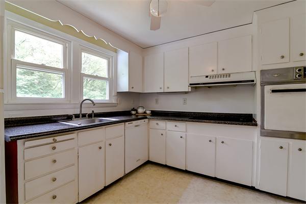 9 Peterson Road Natick, MA 01760 - Photo 7 of 19 Gallery Image 7