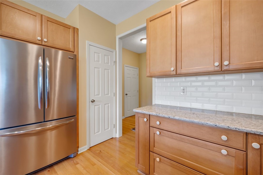 29 Brantley Way Perinton, NY 14526 - Photo 12 of 45