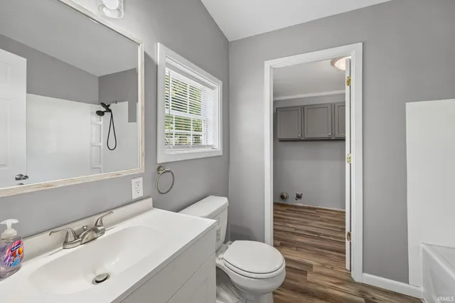 $129,900 | 705 South Clinton Street, West Lebanon, IN 47991