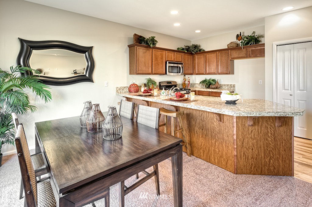 3410 176th Place Southeast, Unit 54 Bothell, WA 98012 - Photo 4 of 15 Gallery Image 4
