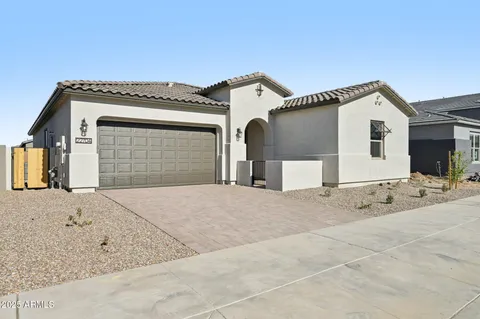 $659,990 | 22704 East Stirrup Street, Queen Creek, AZ 85142