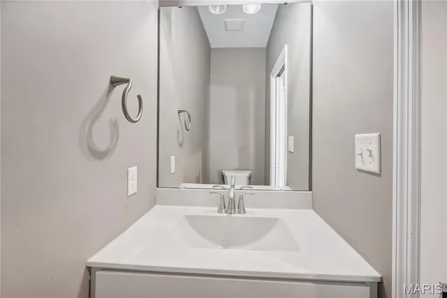 $374,500 | 11140 Fort Samuel Drive, Bridgeton, MO 63044