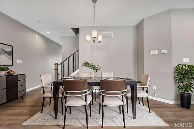 $374,500 | 11140 Fort Samuel Drive, Bridgeton, MO 63044