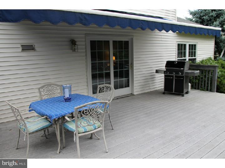 37 Valley Forge Road Bordentown, NJ 08505 - Photo 14 of 20 Deck