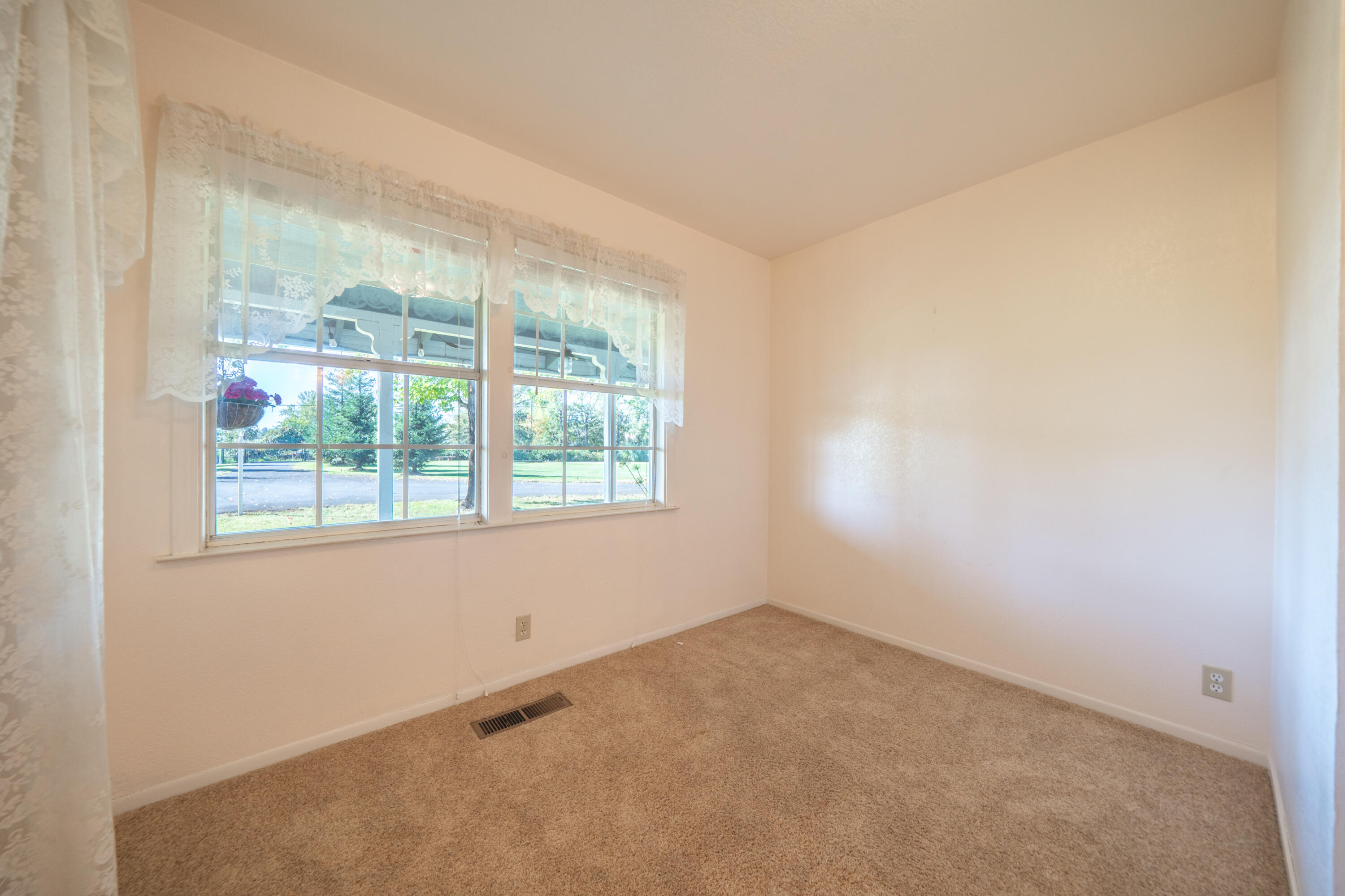 21780 Lone Tree Road Anderson, CA 96007 - Photo 17 of 84 21780 Lone Tree Rd-30