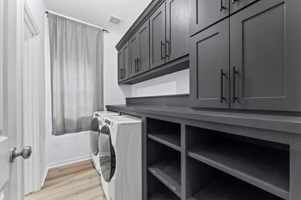 $3,800 | 13402 Great Creek Drive, Pearland, TX 77584