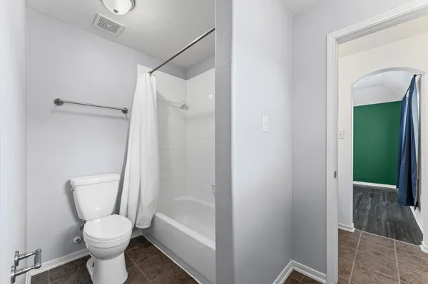 $3,800 | 13402 Great Creek Drive, Pearland, TX 77584