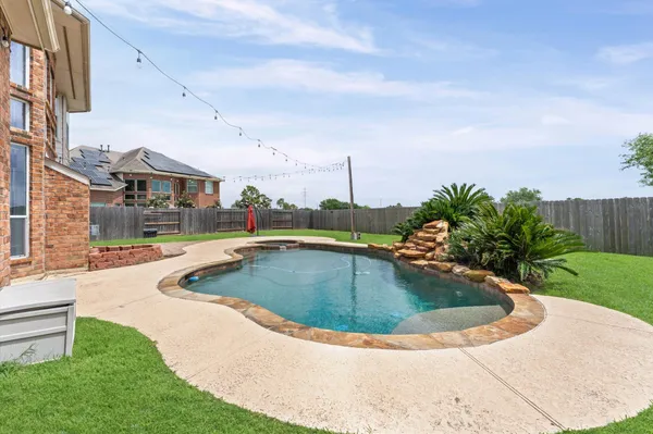 $3,800 | 13402 Great Creek Drive, Pearland, TX 77584