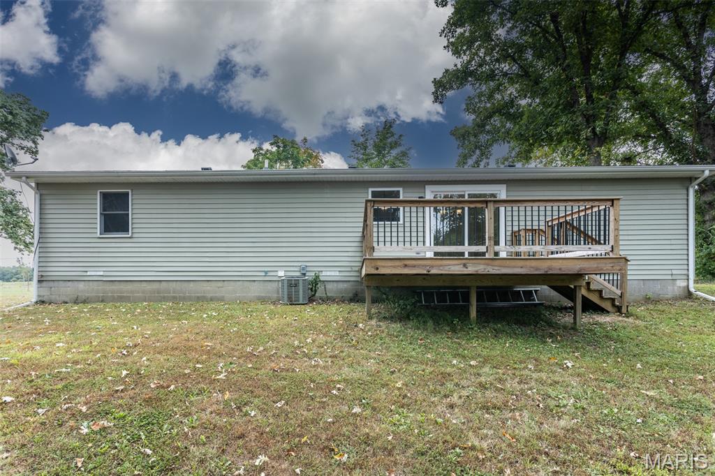 8815 Godfrey Road Godfrey, IL 62035 - Photo 19 of 22