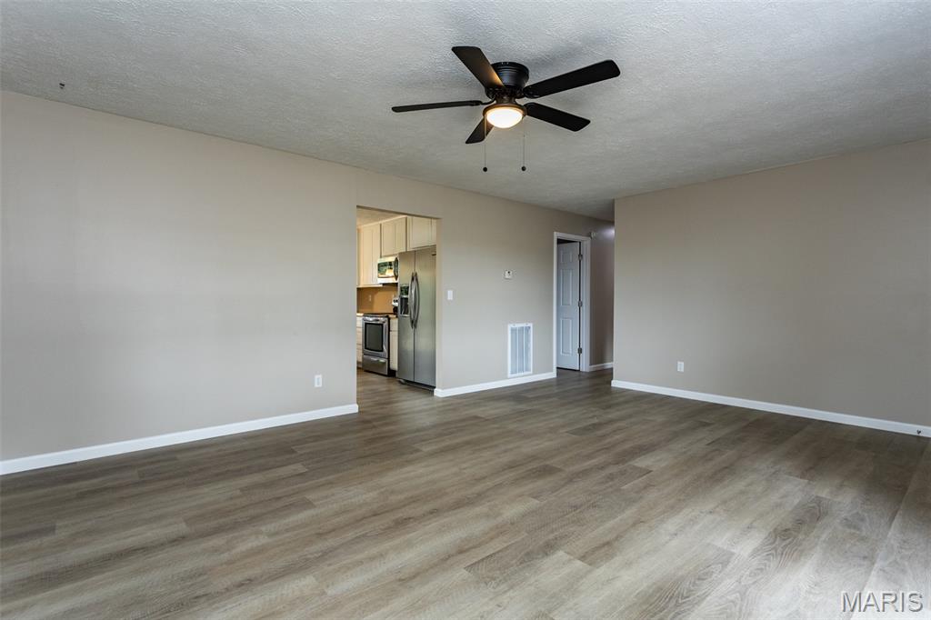 8815 Godfrey Road Godfrey, IL 62035 - Photo 4 of 22