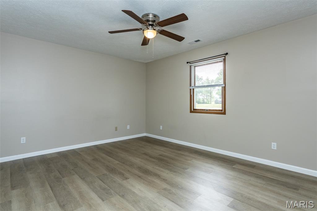 8815 Godfrey Road Godfrey, IL 62035 - Photo 9 of 22