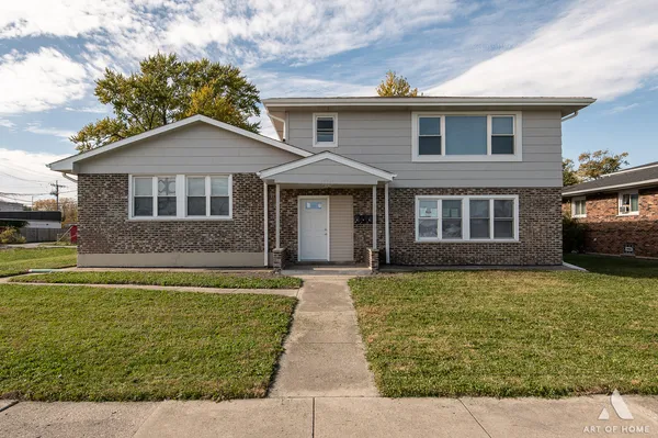 $499,900 | 14924 Indiana Avenue, Dolton, IL 60419