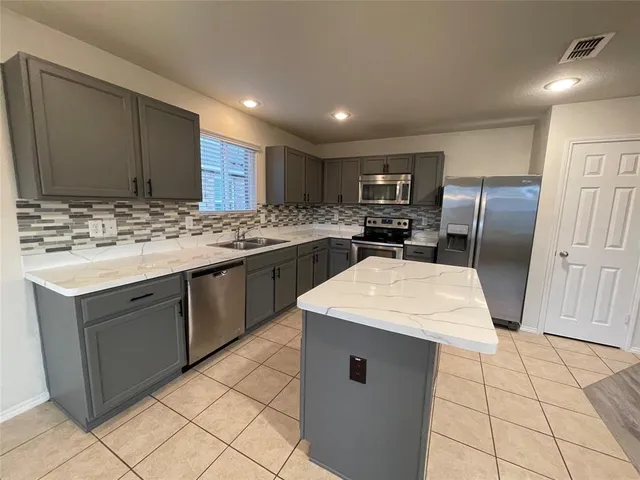 $1,975 | 5817 Mountain Bluff Drive, Fort Worth, TX 76179