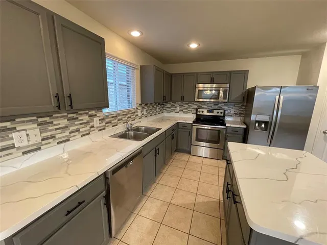 $1,975 | 5817 Mountain Bluff Drive, Fort Worth, TX 76179