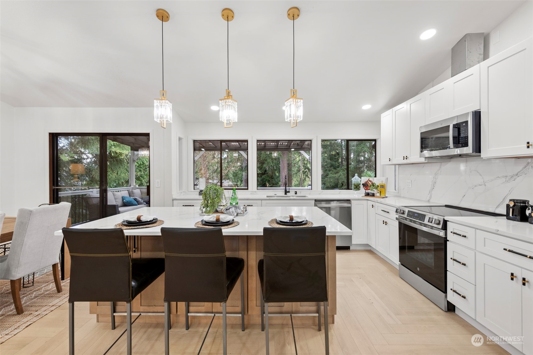 17025 1st Avenue Southeast Bothell, WA 98012 - Photo 5 of 26 Gallery Image 5