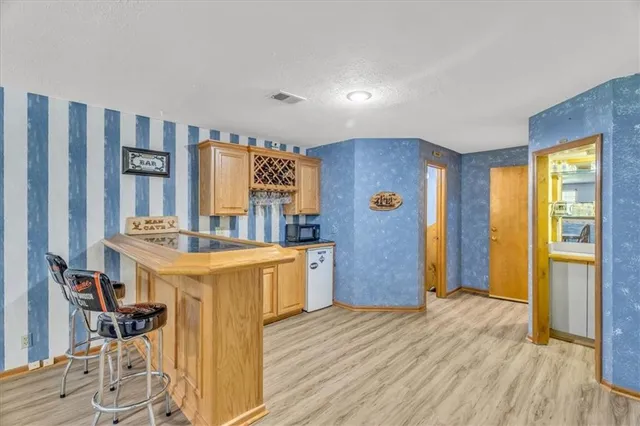 $290,000 | 1401 Northwest Birdseye Court, Blue Springs, MO 64015