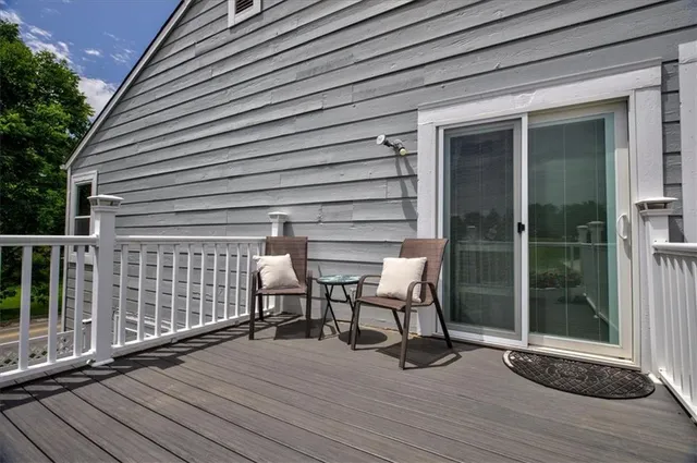 $290,000 | 1401 Northwest Birdseye Court, Blue Springs, MO 64015