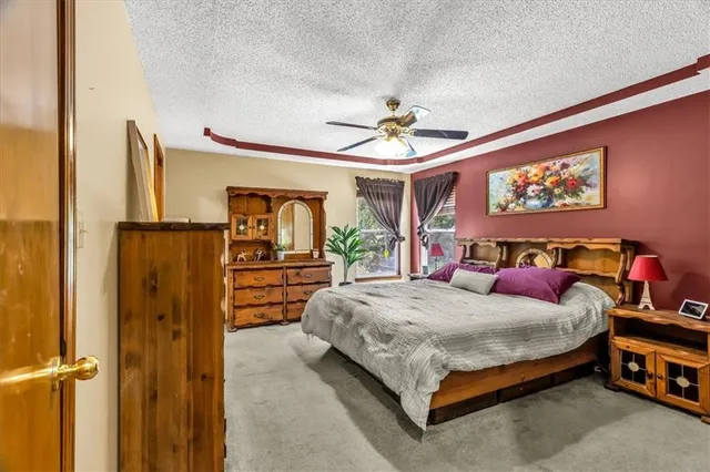 $290,000 | 1401 Northwest Birdseye Court, Blue Springs, MO 64015