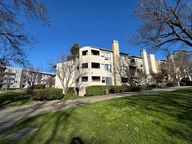 $700,000 | 39034 Guardino Drive, Unit 206, Fremont, CA 94538