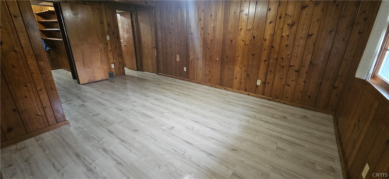 166 Terrace Way Camillus, NY 13031 - Photo 39 of 49 Large spacious Family Room