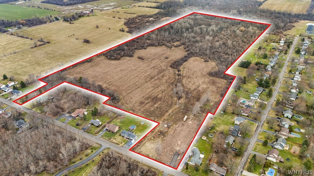 1000 Ernest Road Lockport, NY 14094 - Photo 4 of 16