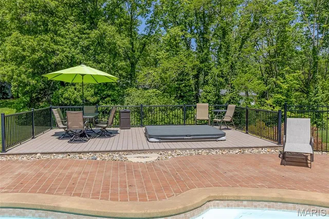 $415,000 | 4 Valley Carlinville Il 62626, Carlinville, IL 62626