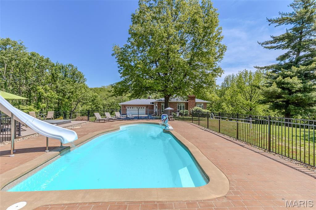 4 Valley Carlinville Il 62626 Carlinville, IL 62626 - Photo 2 of 72