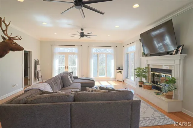 $415,000 | 4 Valley Carlinville Il 62626, Carlinville, IL 62626