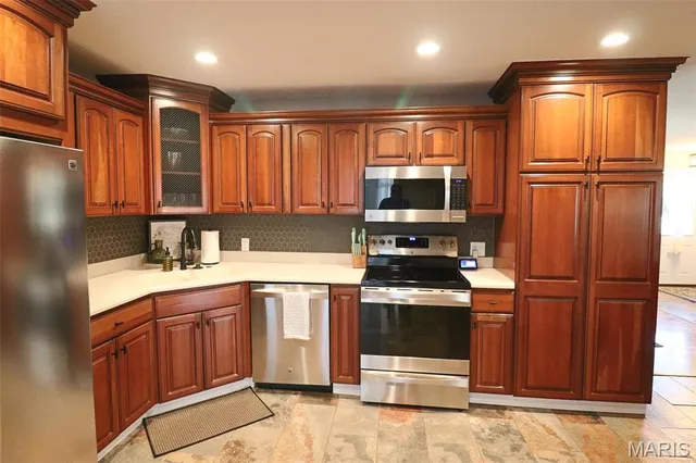 $415,000 | 4 Valley Carlinville Il 62626, Carlinville, IL 62626