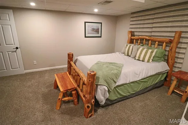 $415,000 | 4 Valley Carlinville Il 62626, Carlinville, IL 62626