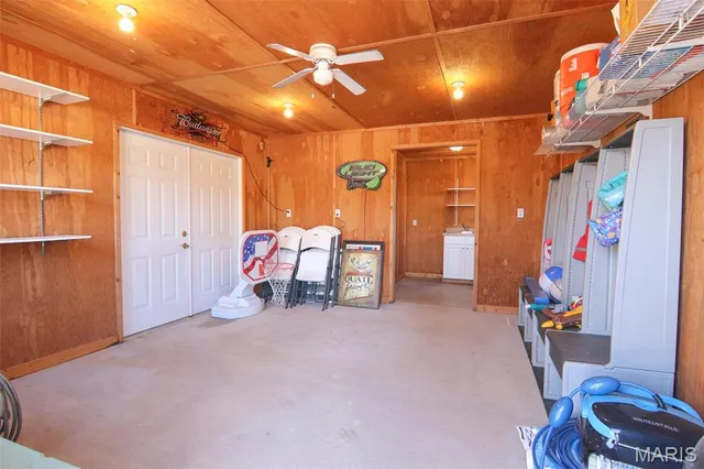 $415,000 | 4 Valley Carlinville Il 62626, Carlinville, IL 62626