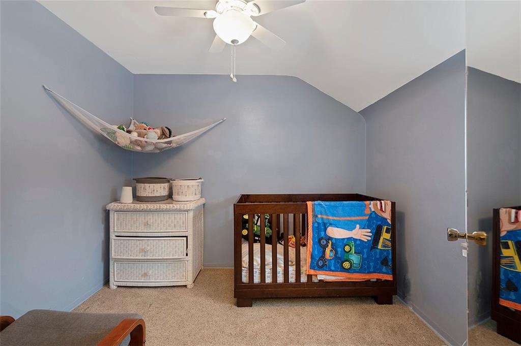 4118 Highgrove Road Pittsburgh, PA 15234 - Photo 13 of 20 Gallery Image 13